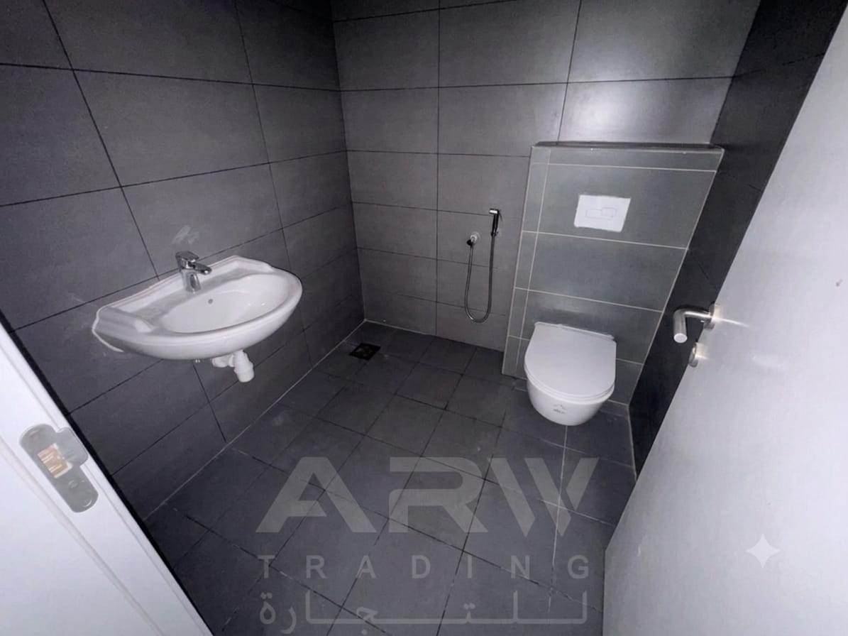 Retail Shop for Sale in Muscat Hills, GOLF TOWER, Business Tower, Muscat Hills, photo 5