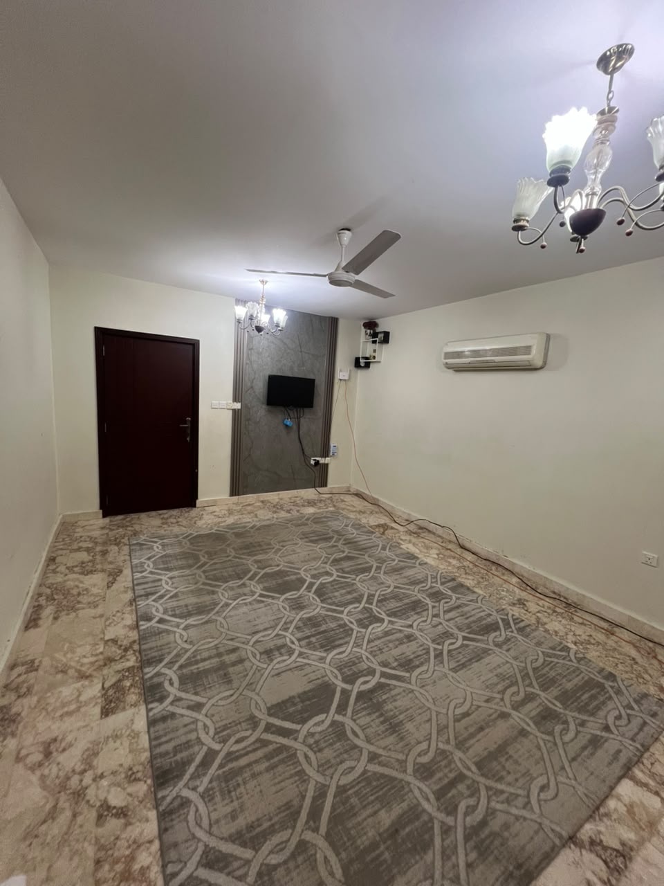 3-Bed Apartment for Rent in Maabilah South, حي العين, حي العين, Maabilah South, photo 6